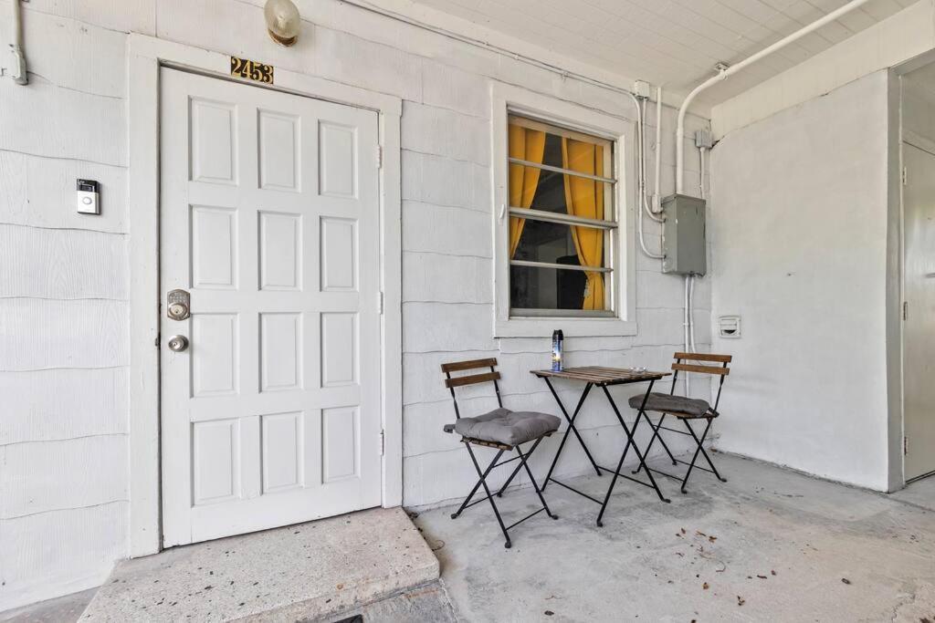 מיאמי Intimate Casita Mia Minutes Away From Airport, Calle 8, Brickell, Coral Gables, The Beach And More! מראה חיצוני תמונה